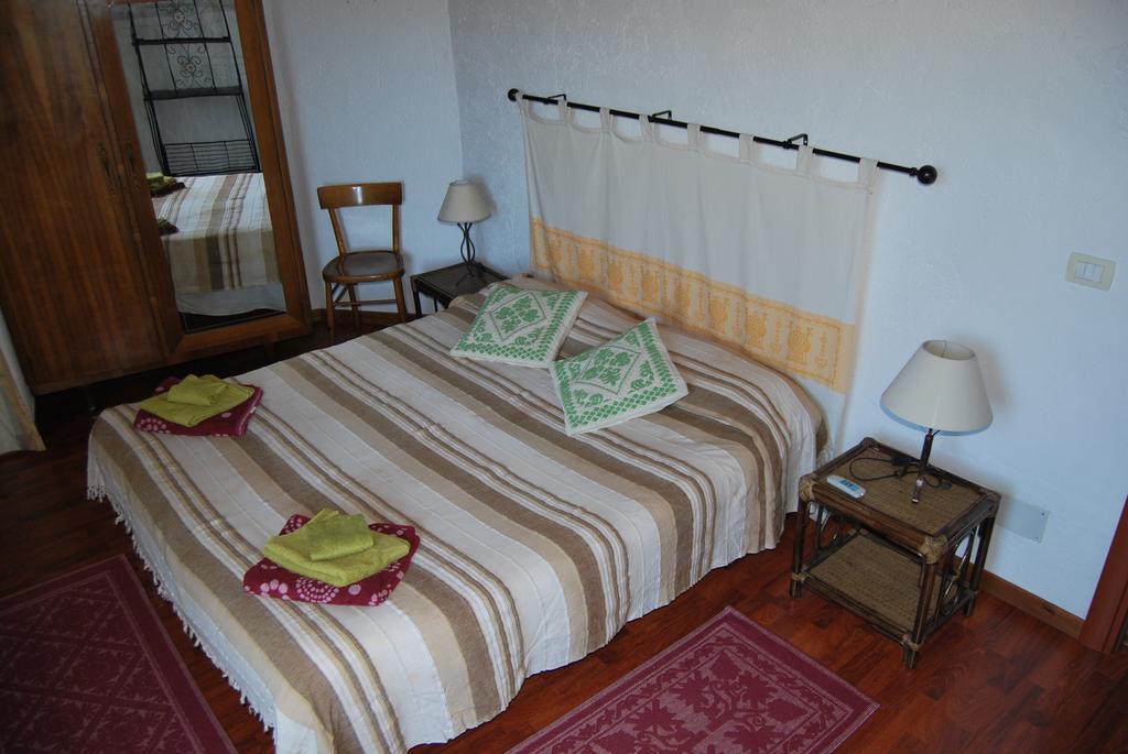 B&B Baddesalighes Bolotana Exterior foto